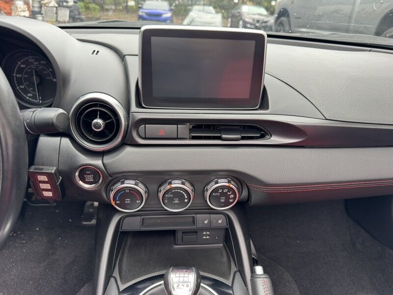 2019 Fiat 124 Spider Abarth Willow Grove PA