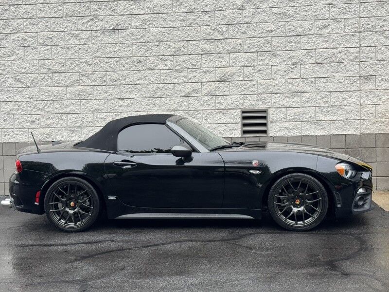 2019 Fiat 124 Spider Abarth Willow Grove PA