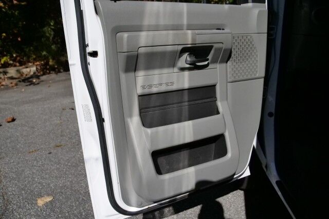2019 Ford E-350 / Unicell Box Van / DRW / Shelving & Ramp! High Point NC