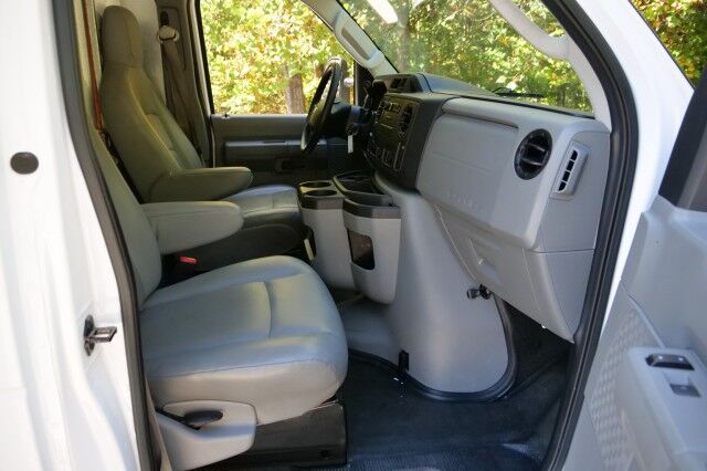 2019 Ford E-350 / Unicell Box Van / DRW / Shelving & Ramp! High Point NC