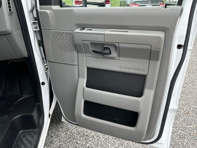 2019 Ford E-450 DRW Workport Service Body w/ Ladder Rack Ashland VA