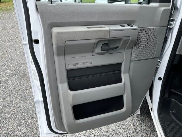 2019 Ford E-450 DRW Workport Service Body w/ Ladder Rack Ashland VA