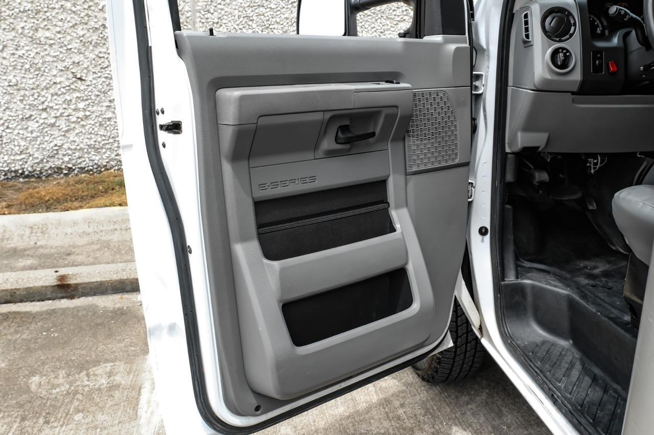 2019 Ford E-Series Cutaway Farmers Branch TX