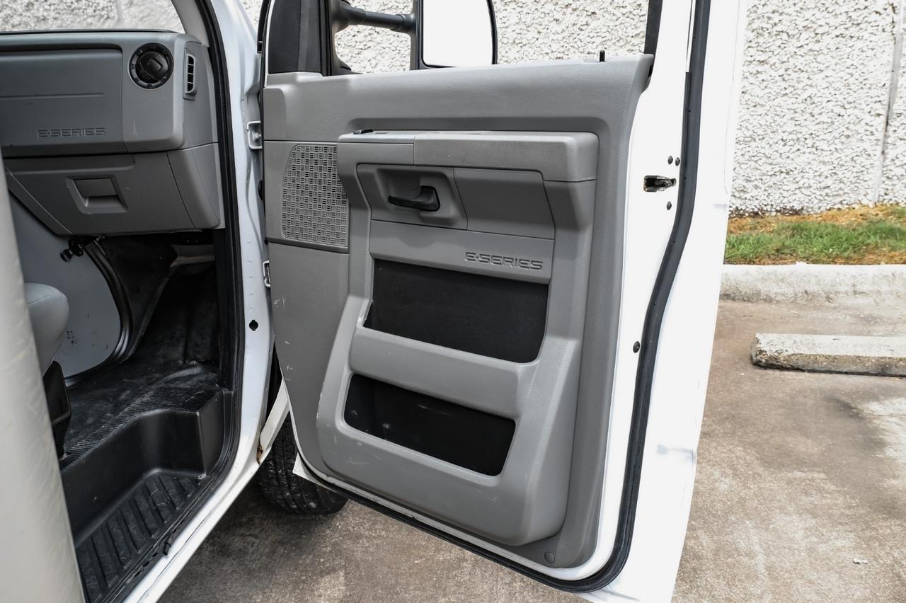2019 Ford E-Series Cutaway Farmers Branch TX
