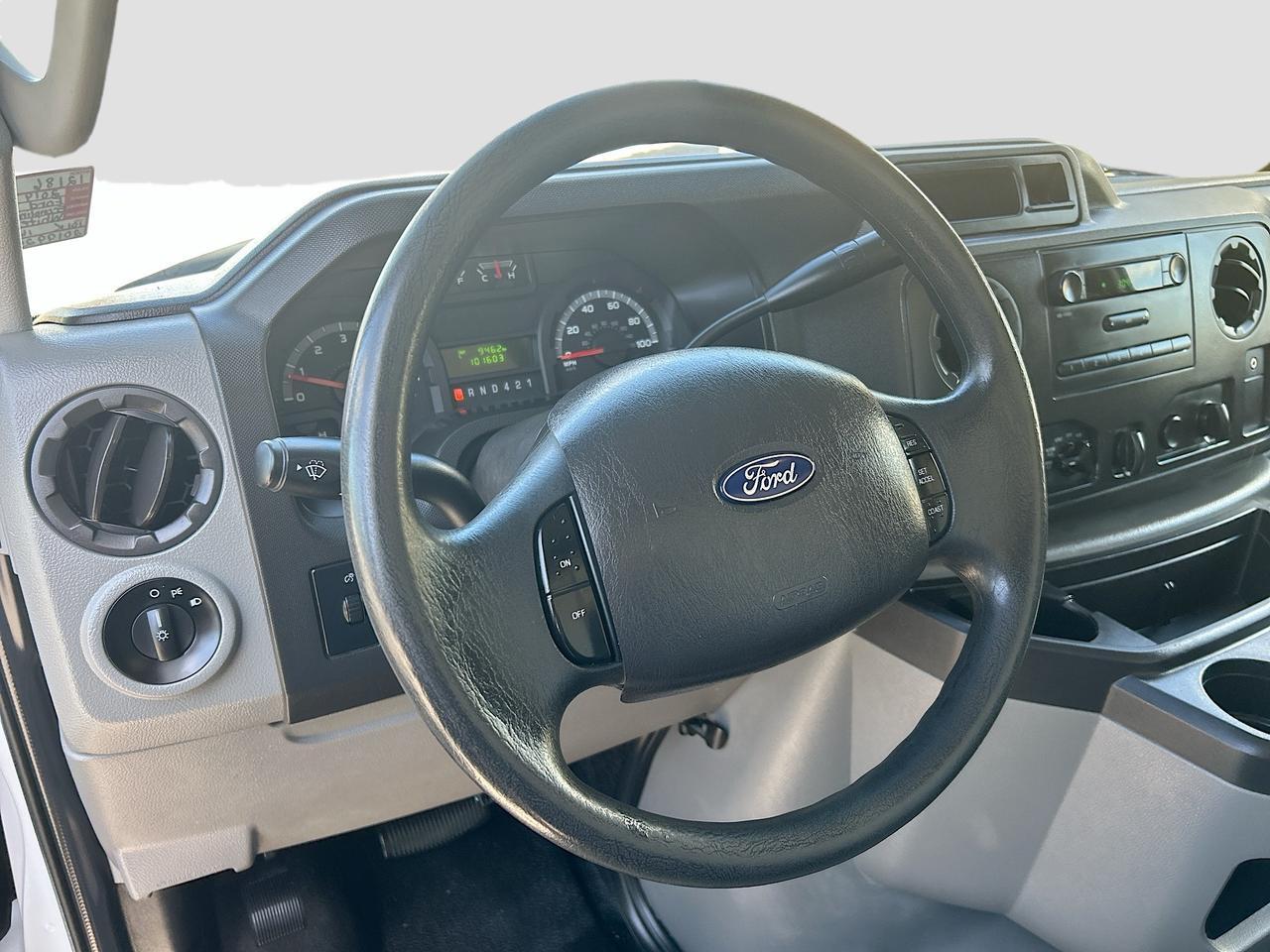 2019 Ford E-Series Cutaway E-350 DRW Venice FL