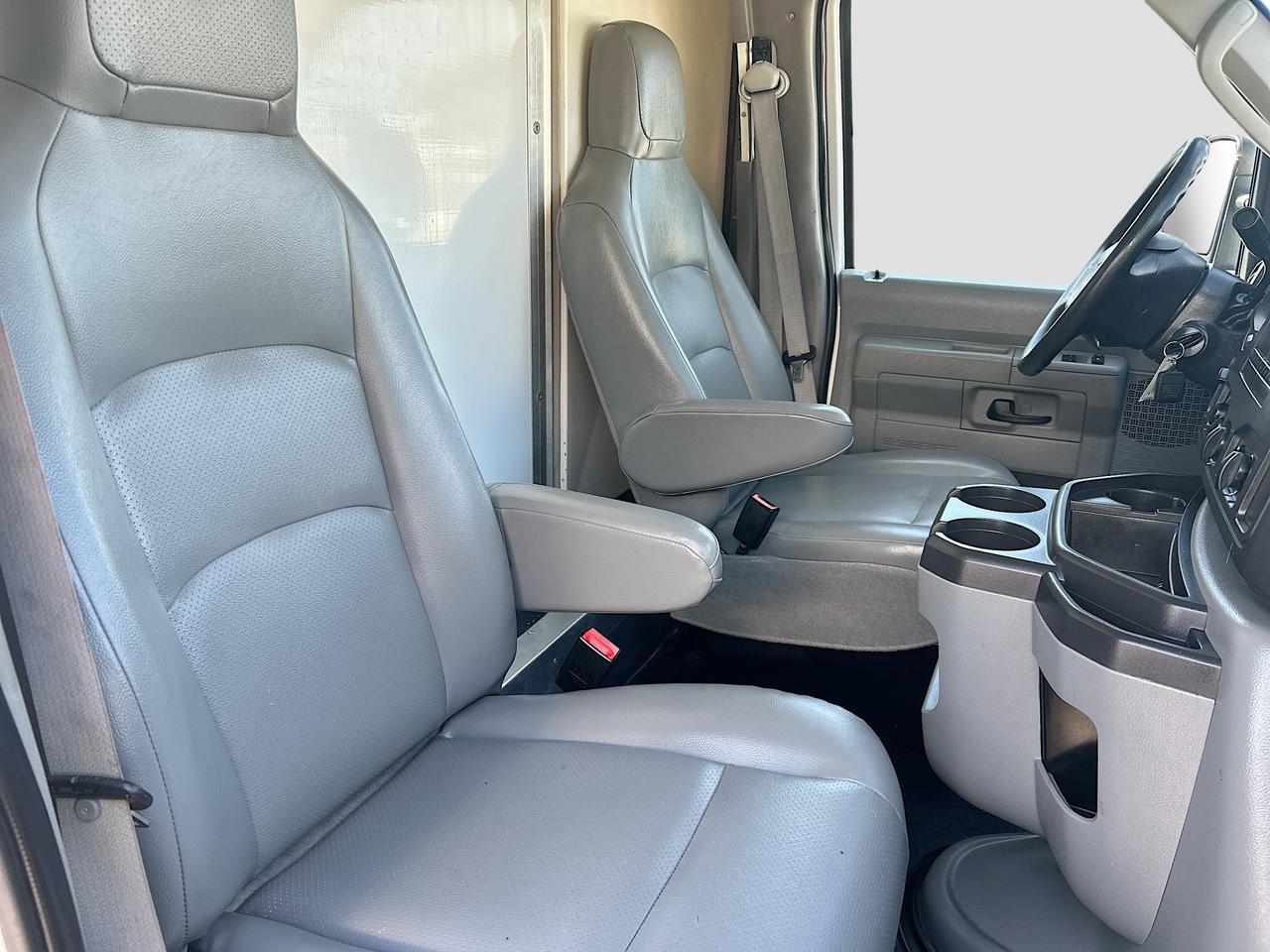 2019 Ford E-Series Cutaway E-350 DRW WB Venice FL