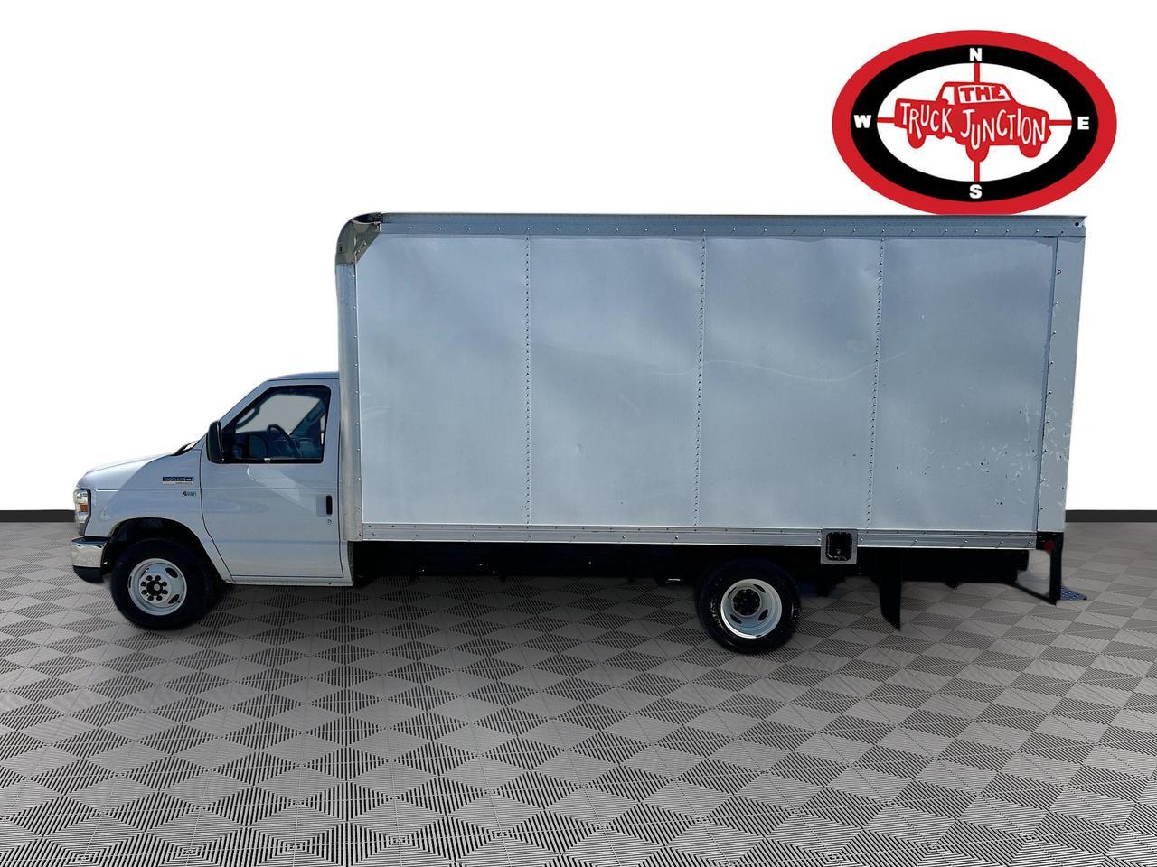 2019 Ford E-Series Cutaway E-350 DRW WB Venice FL