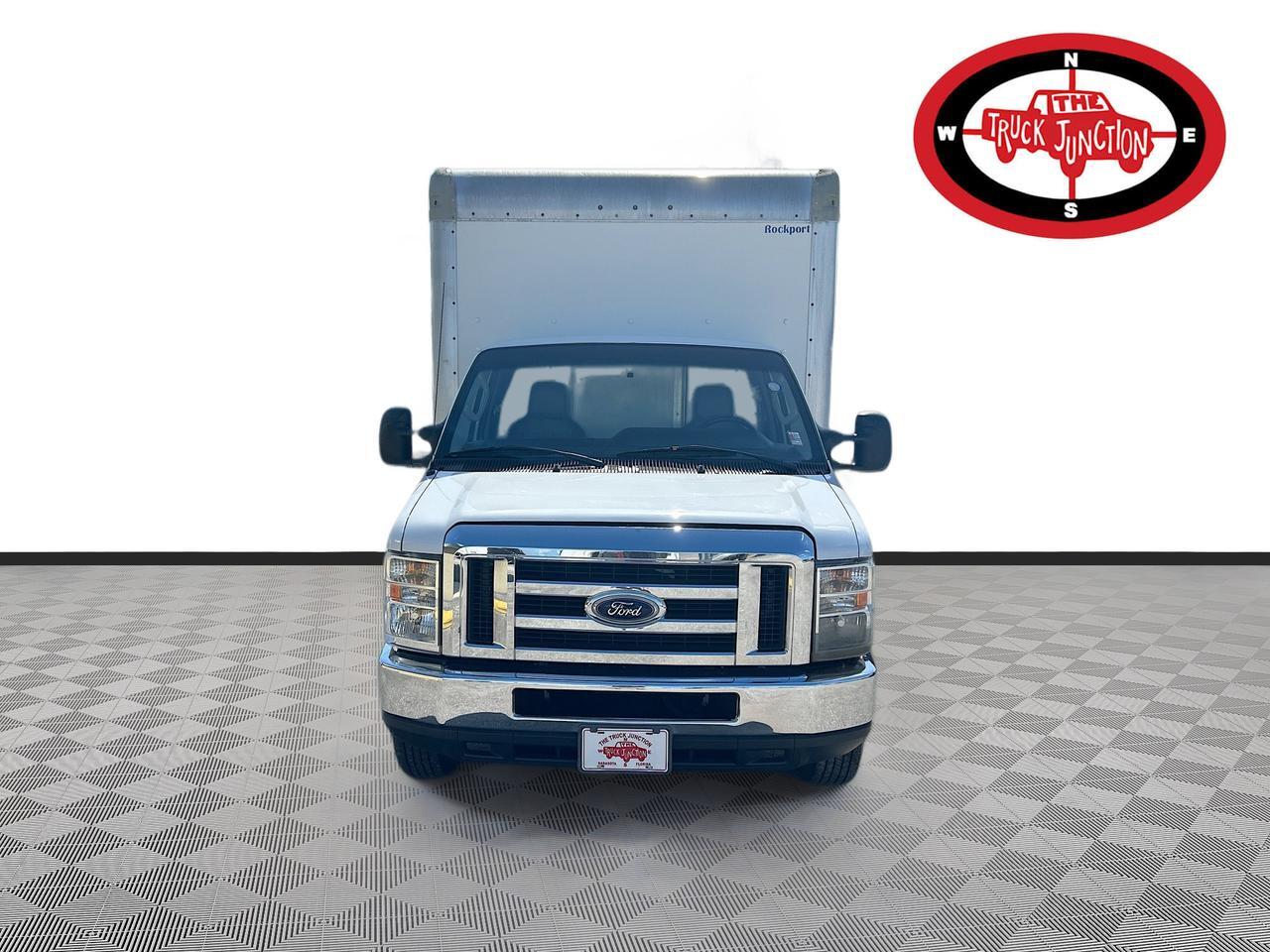 2019 Ford E-Series Cutaway E-350 DRW WB Venice FL