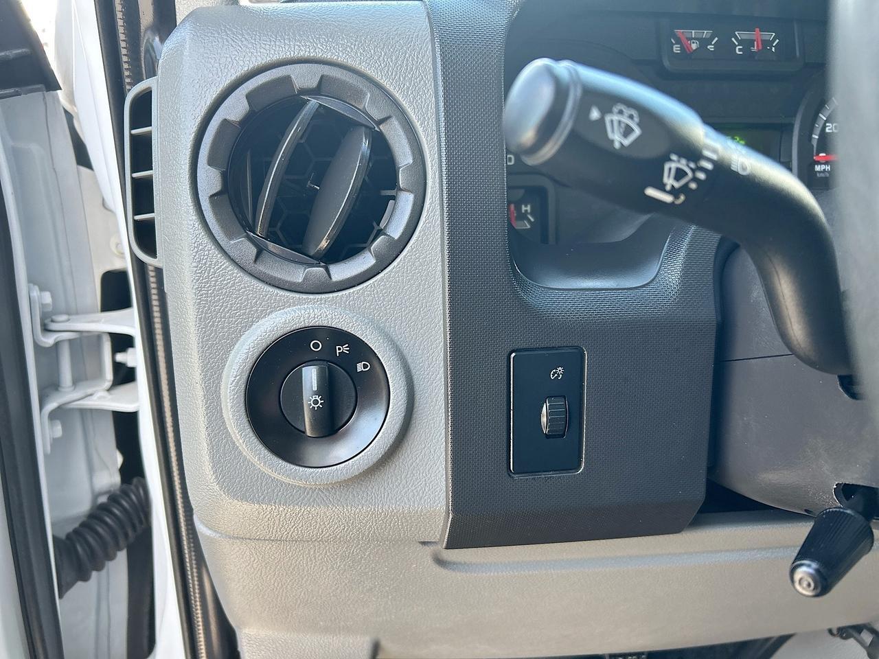 2019 Ford E-Series Cutaway E-350 DRW WB Venice FL