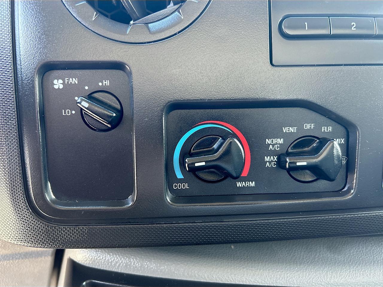 2019 Ford E-Series Cutaway E-350 DRW WB Venice FL