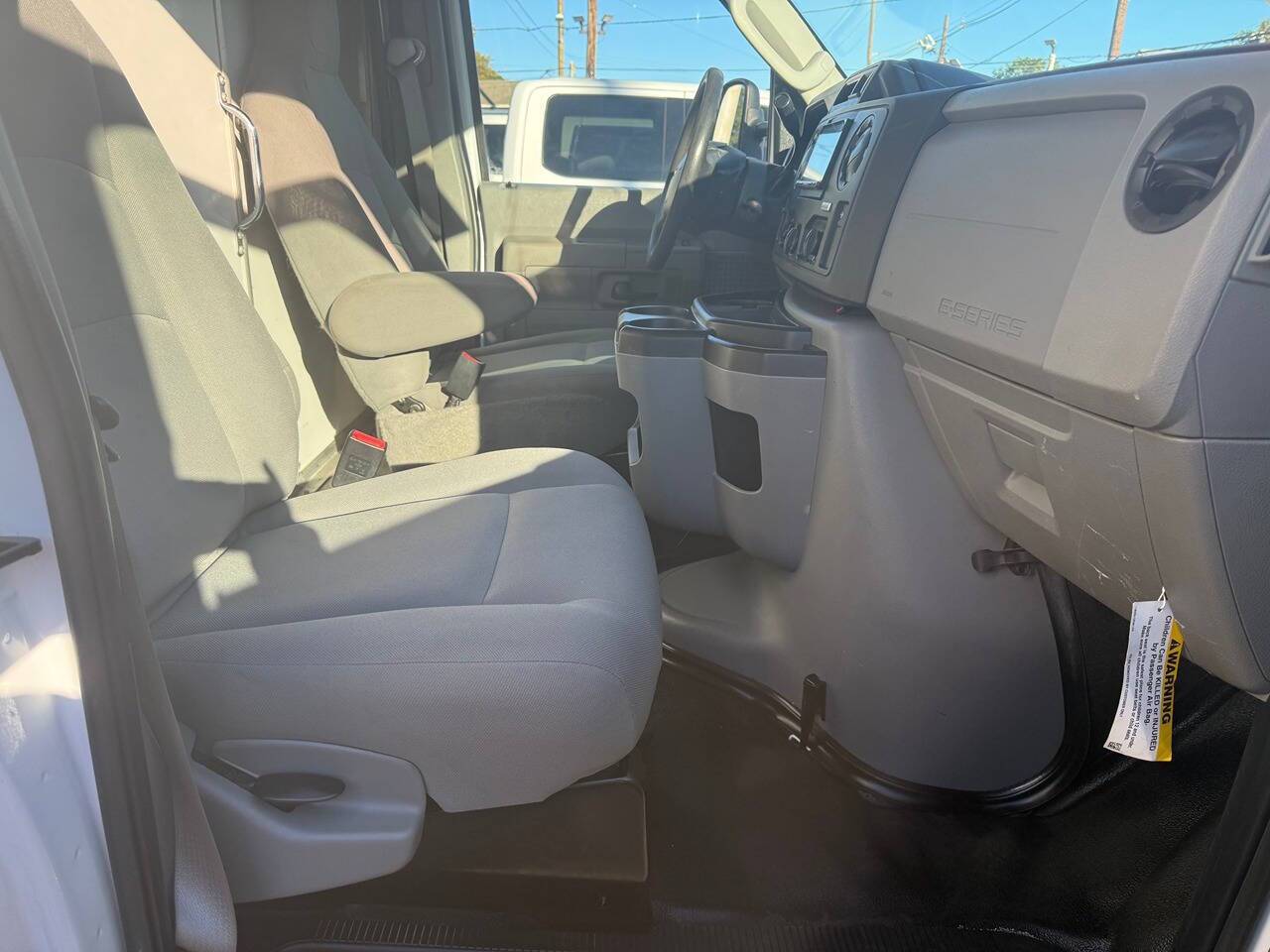 2019 Ford E-Series E 350 SD 2dr 158 in. WB DRW Cutaway Chassis Edison NJ