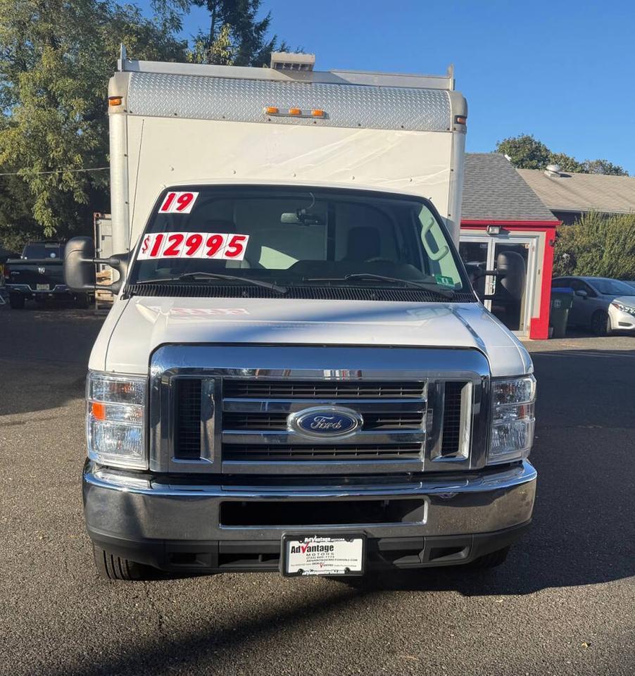 2019 Ford E-Series E 350 SD 2dr 158 in. WB DRW Cutaway Chassis Edison NJ