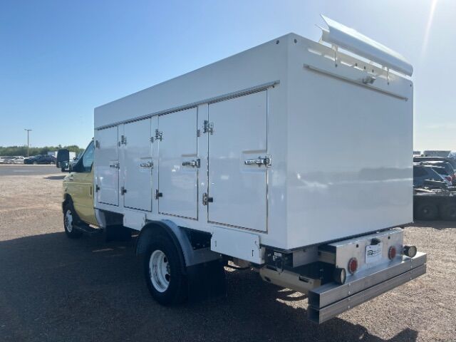 2019 Ford Econoline E450 Laredo TX