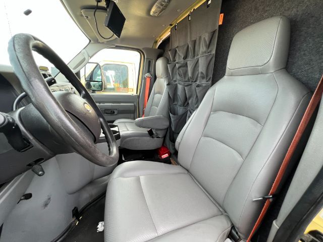 2019 Ford Econoline E450 Laredo TX
