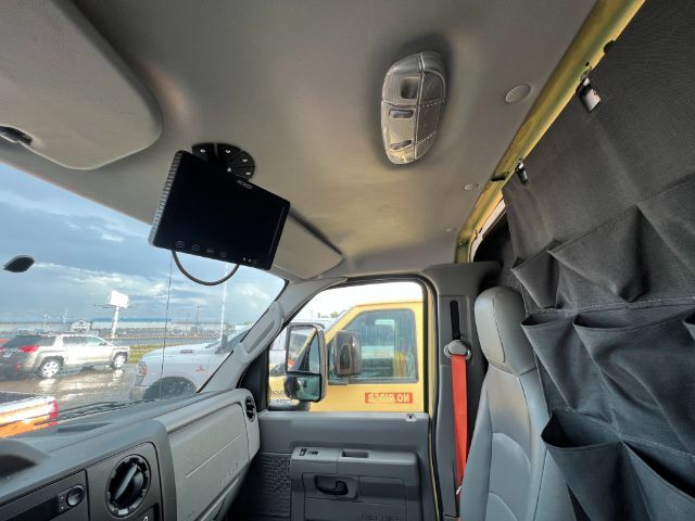 2019 Ford Econoline E450 Laredo TX