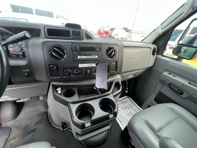 2019 Ford Econoline E450 Laredo TX