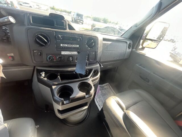 2019 Ford Econoline E450 Laredo TX