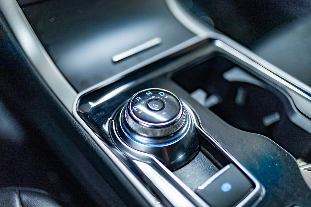 2019 Ford Edge AWD SEL Leather Nav BCam Red Deer AB