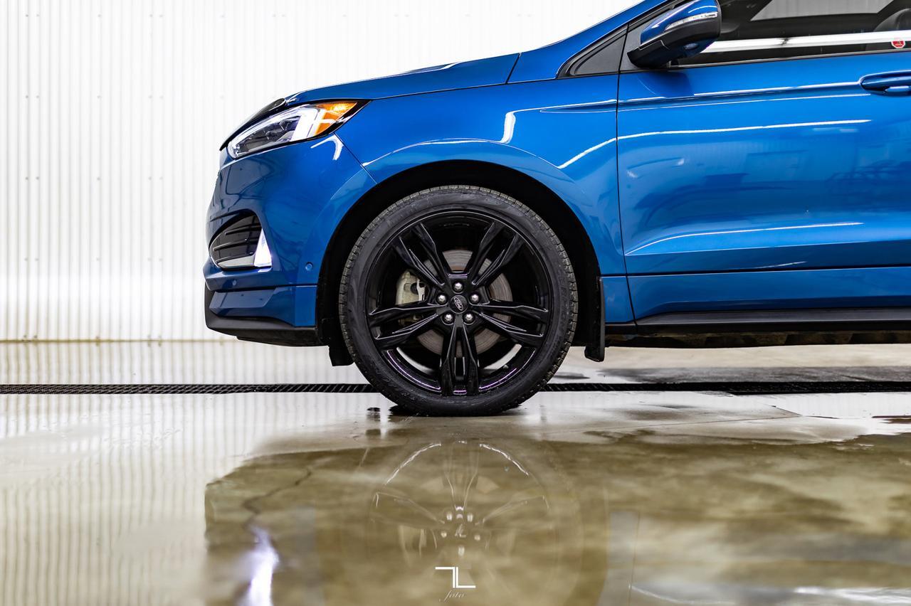 2019 Ford Edge AWD ST Leather Roof Nav BCam Red Deer AB