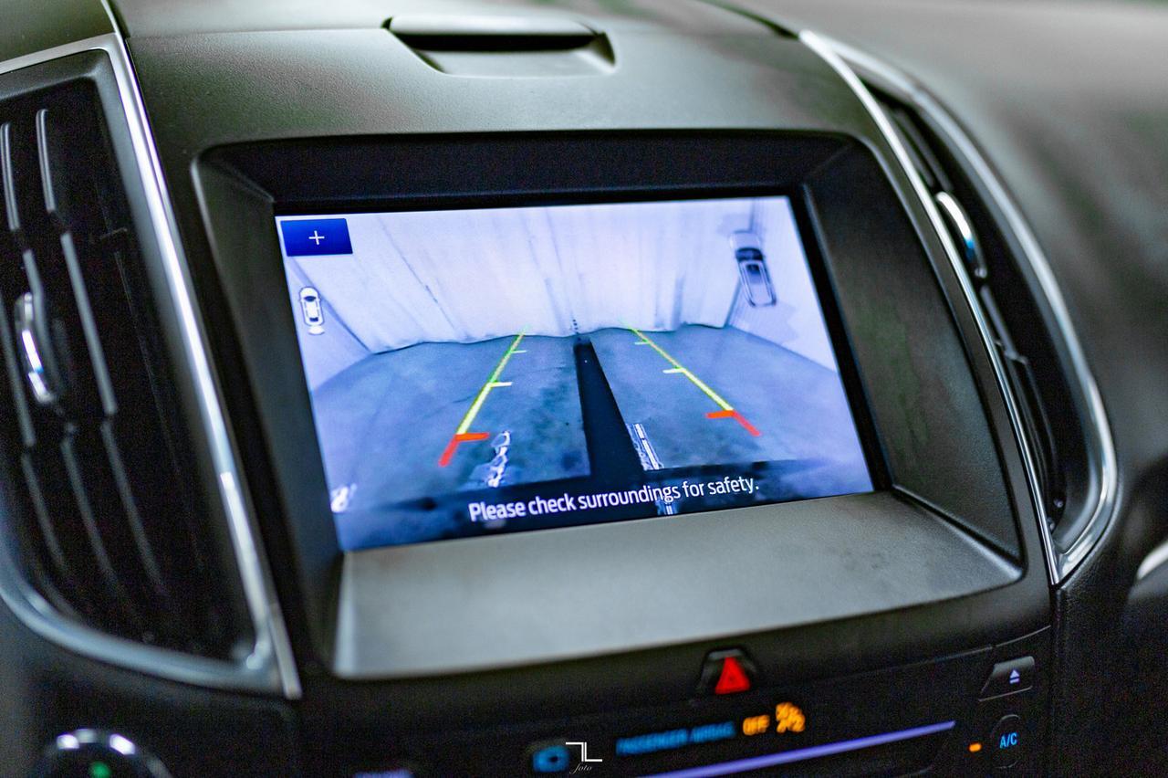 2019 Ford Edge AWD Titanium Leather Roof Nav BCam Red Deer AB