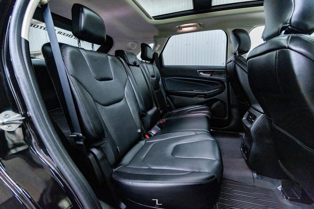 2019 Ford Edge AWD Titanium Leather Roof Nav BCam Red Deer AB