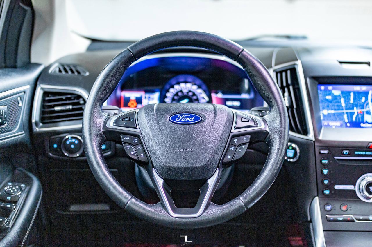 2019 Ford Edge AWD Titanium Leather Roof Nav BCam Red Deer AB