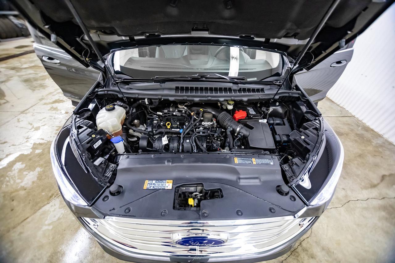 2019 Ford Edge AWD Titanium Leather Roof Nav BCam Red Deer AB