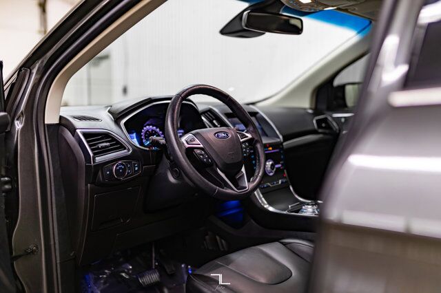 2019 Ford Edge AWD Titanium Leather Roof Nav BCam Red Deer AB