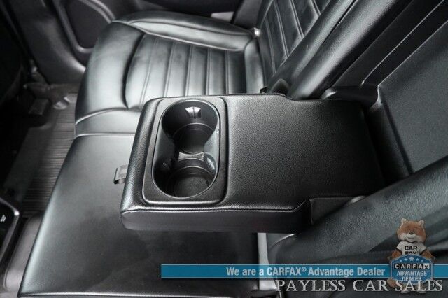 2019 Ford Edge SEL / AWD / Cold Weather & Convenience Pkg / Auto Start / Heated Leather Seats & Steering / Lane Depart & Blind Spot / Apple CarPlay & Android Auto / Back Up Camera / Keyless Entry & Start / Tow Pkg / 1-Owner Anchorage AK
