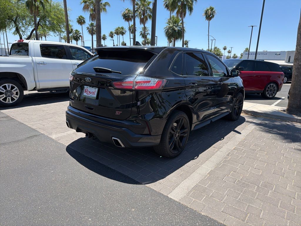 2019 Ford Edge ST