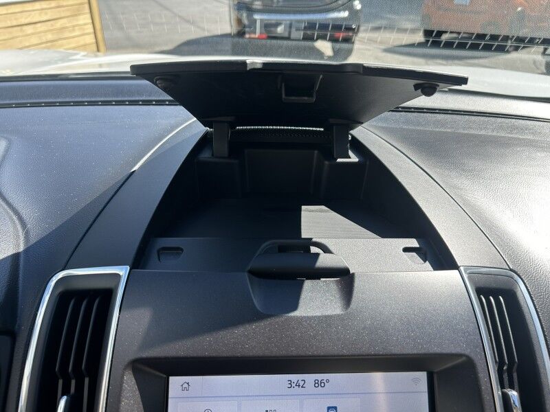 2019 Ford Edge Titanium - ELITE PACKAGE - EXTRA CLEAN Whitinsville MA