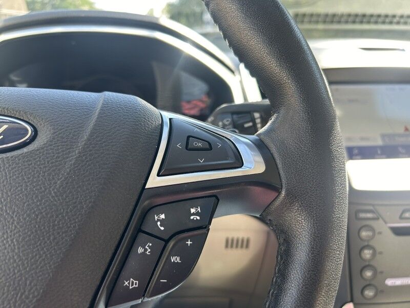 2019 Ford Edge Titanium - ELITE PACKAGE - EXTRA CLEAN Webster MA