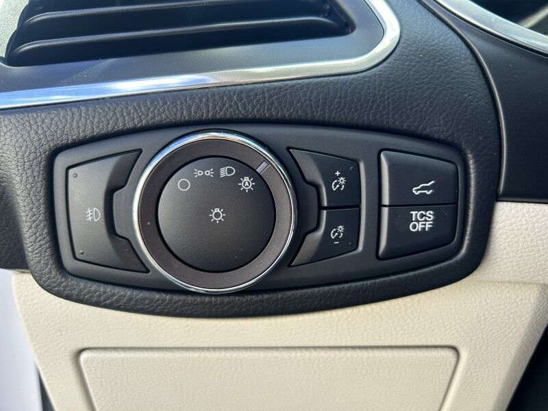 2019 Ford Edge Titanium - ELITE PACKAGE - EXTRA CLEAN Webster MA