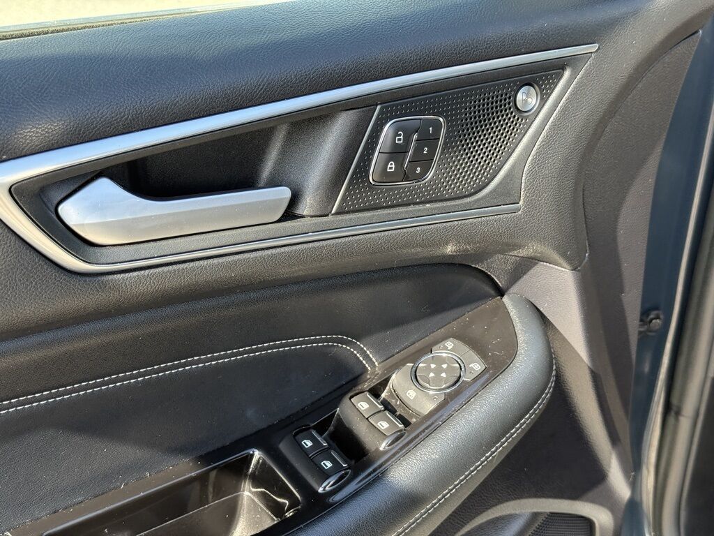 2019 Ford Edge Titanium Crestwood KY