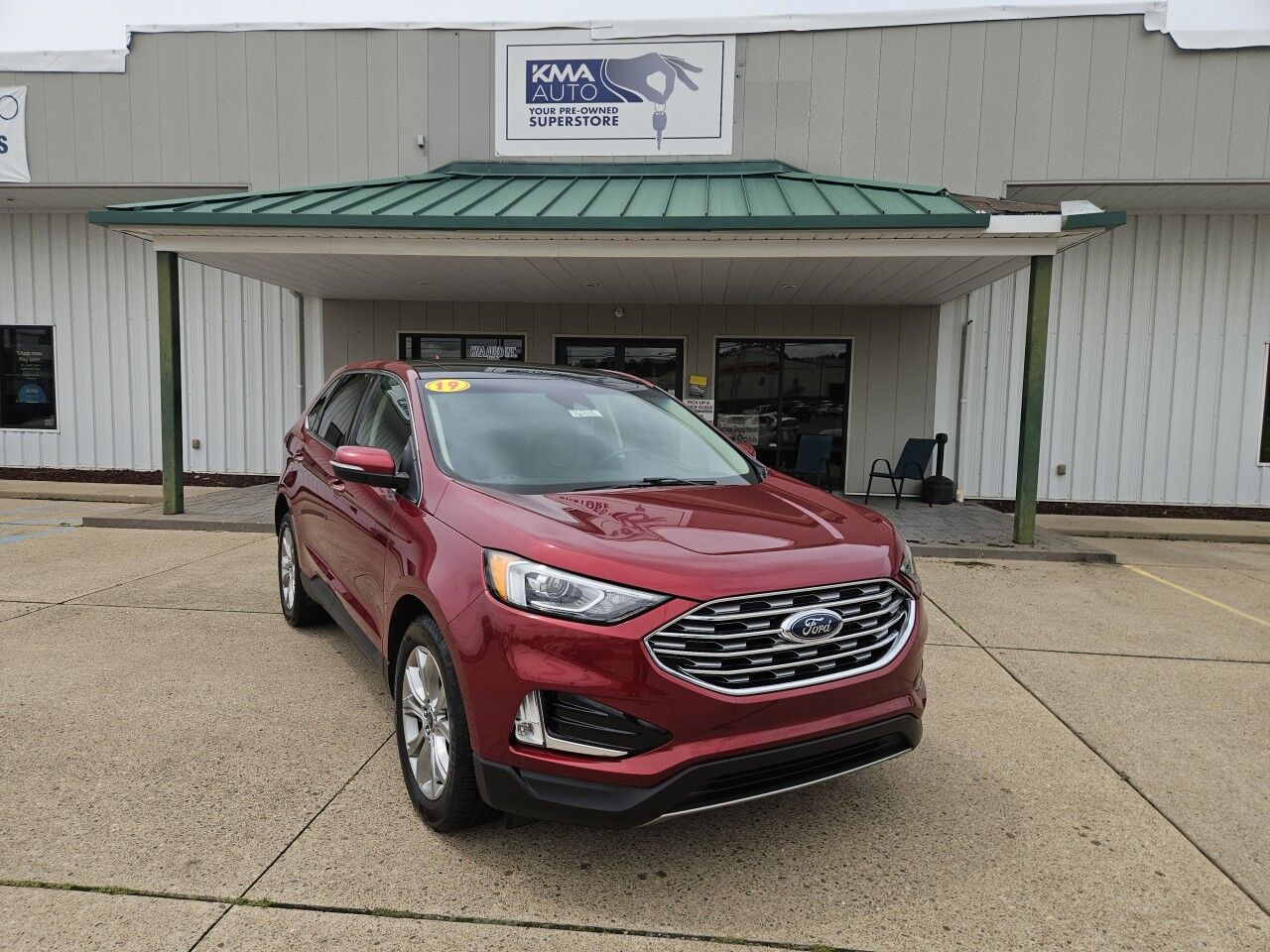 2019 Ford Edge Titanium