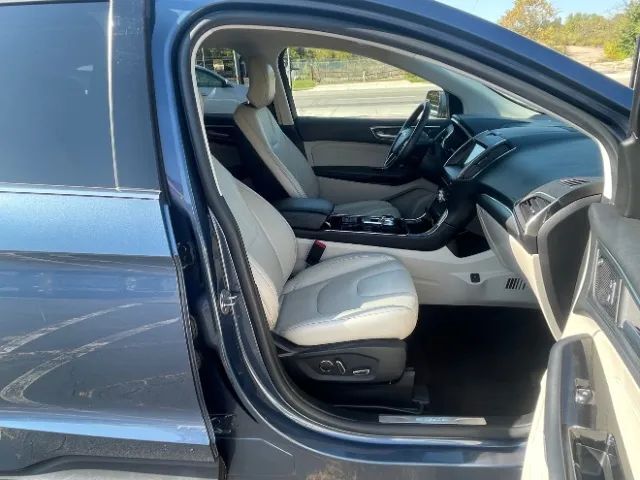 2019 Ford Edge Titanium Sport Utility 4D Cincinnati OH