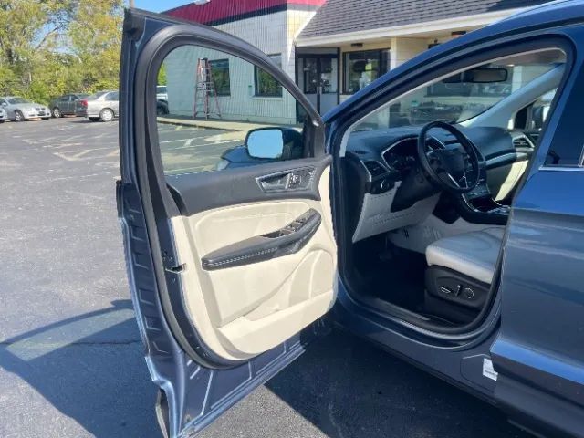 2019 Ford Edge Titanium Sport Utility 4D Cincinnati OH