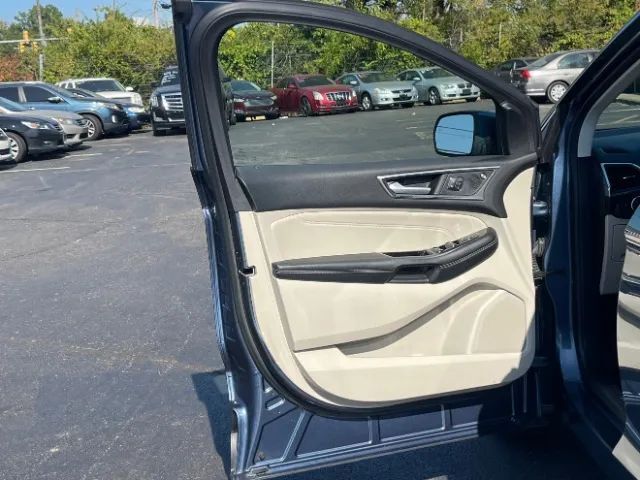 2019 Ford Edge Titanium Sport Utility 4D Cincinnati OH