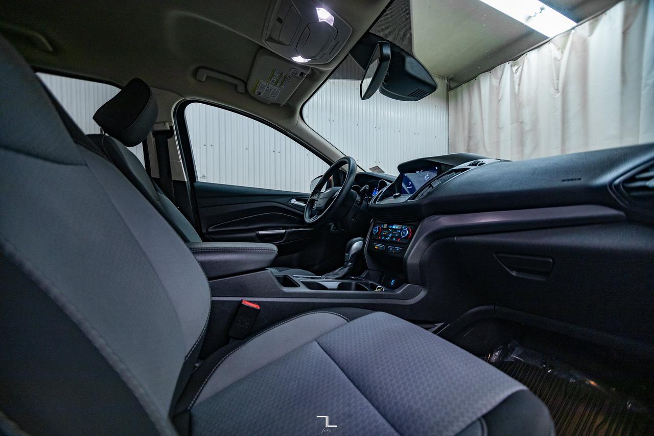 2019 Ford Escape AWD SE PSeat BCam Red Deer AB