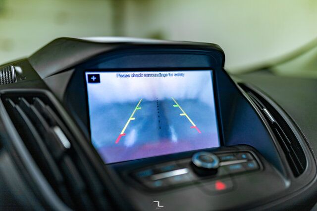 2019 Ford Escape AWD SE PSeat BCam Red Deer AB