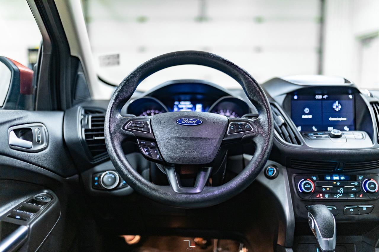 2019 Ford Escape AWD SE PSeat BCam Red Deer AB