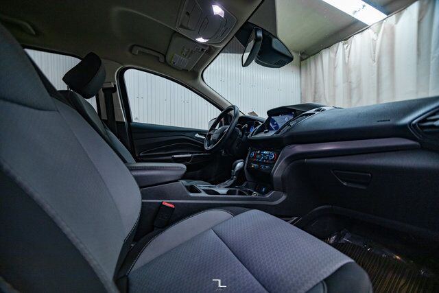 2019 Ford Escape AWD SE PSeat BCam Red Deer AB