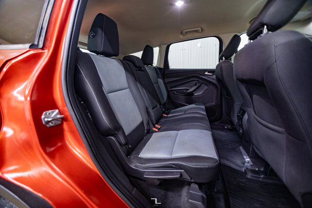 2019 Ford Escape AWD SE PSeat BCam Red Deer AB