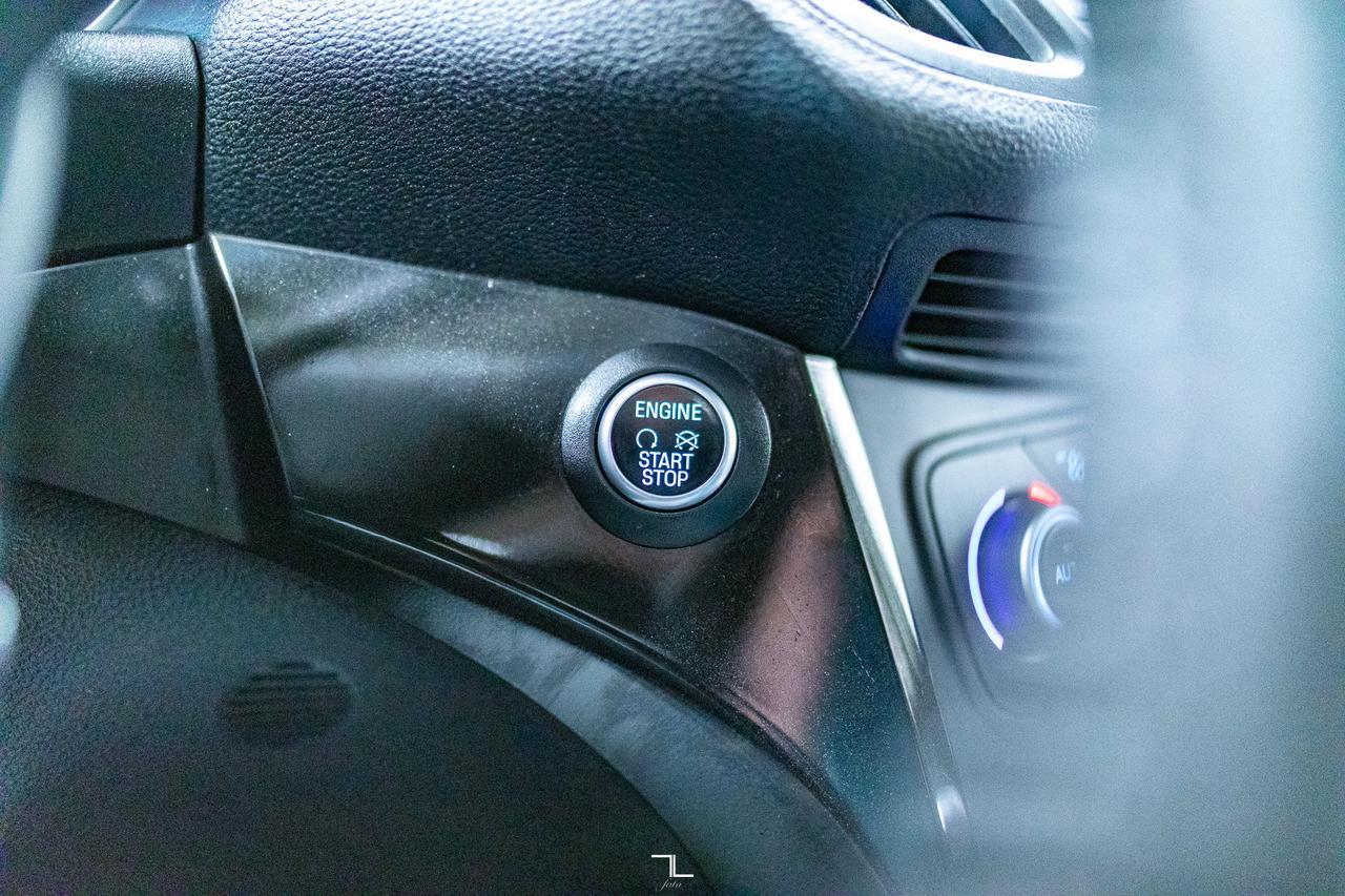 2019 Ford Escape AWD SE PSeat BCam Red Deer AB