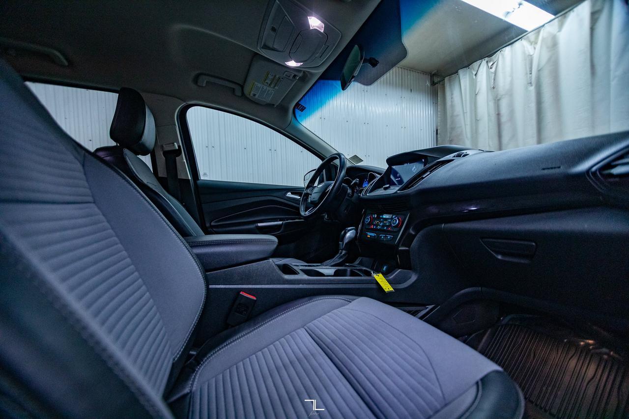 2019 Ford Escape AWD SE PSeat BCam Red Deer AB
