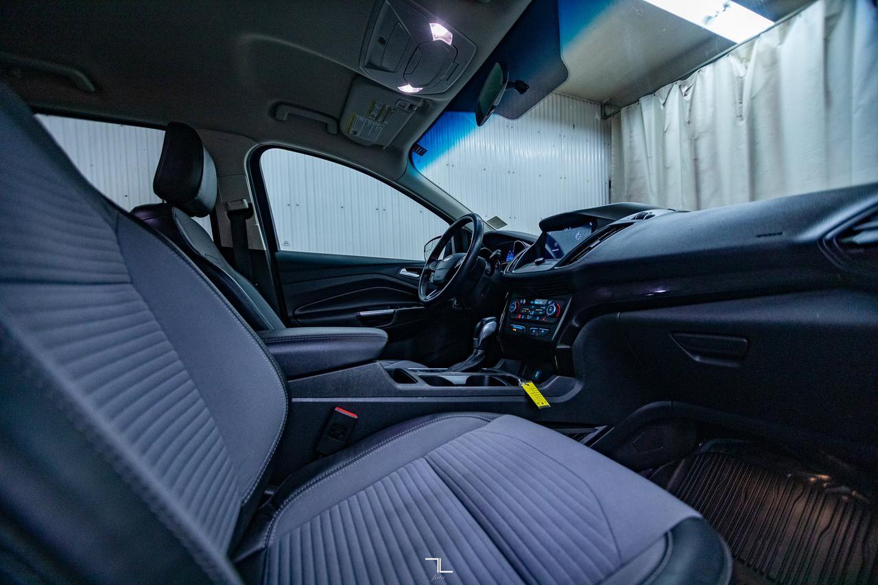 2019 Ford Escape AWD SE PSeat BCam Red Deer AB