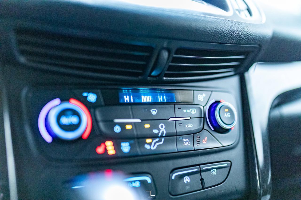 2019 Ford Escape AWD SE PSeat BCam Red Deer AB