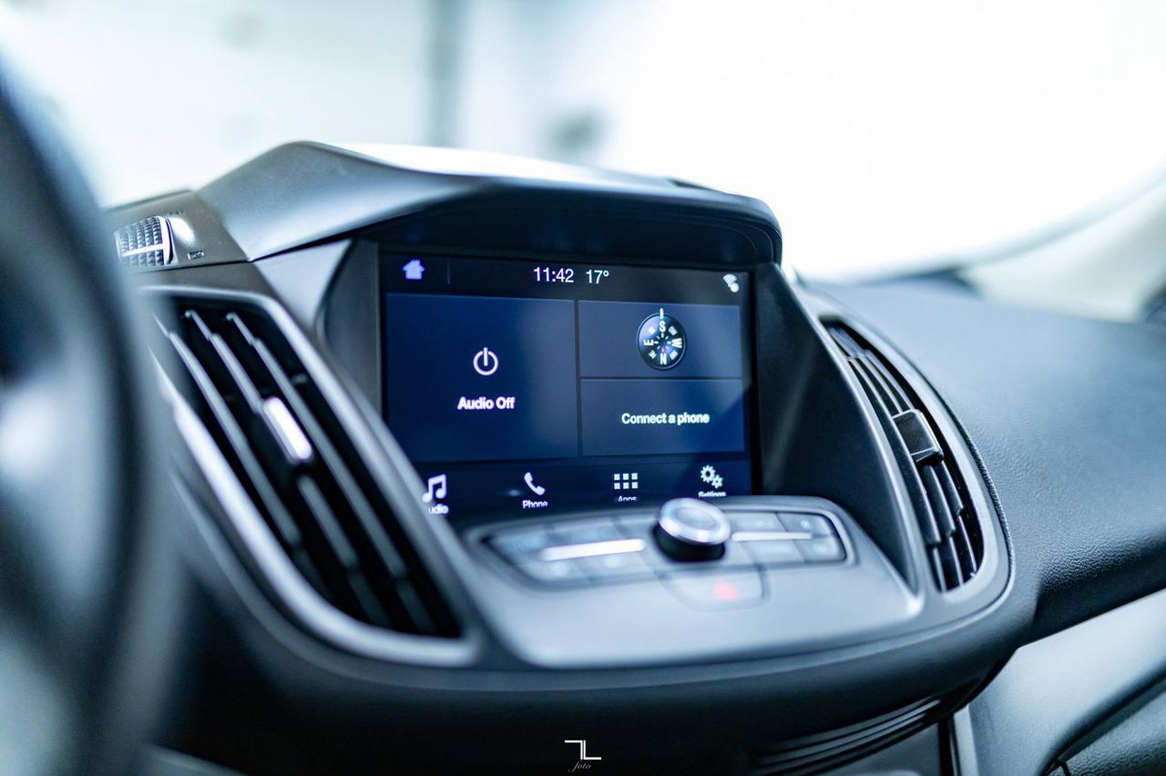 2019 Ford Escape AWD SE Sport BCam Red Deer AB