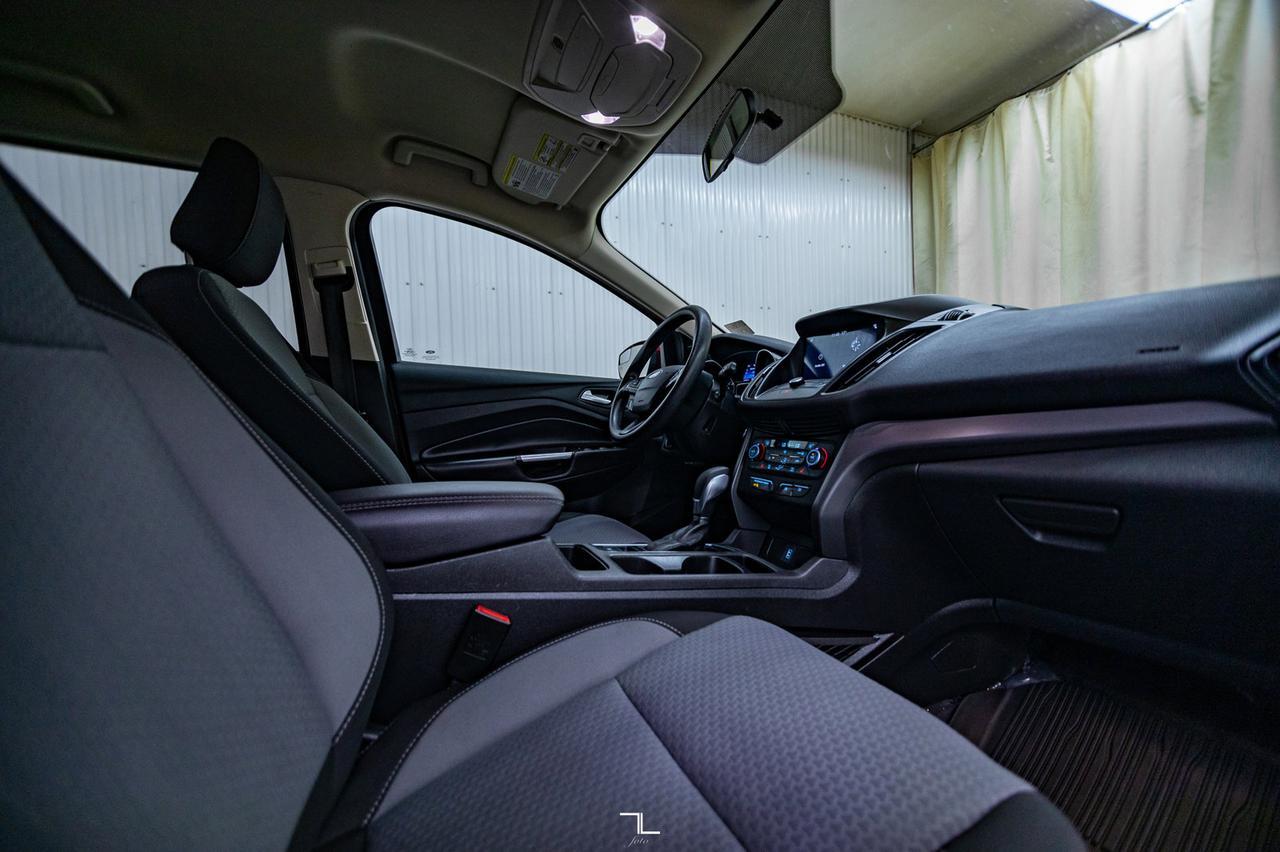 2019 Ford Escape AWD SE Sport BCam Red Deer AB