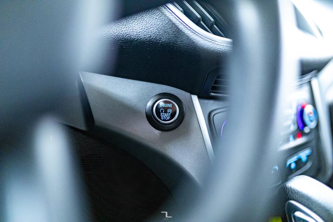 2019 Ford Escape AWD SE Sport BCam Red Deer AB